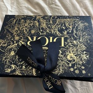 Dior giftbag and mini dust bag